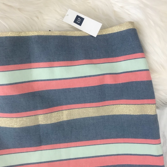 GAP | Stripe Mini Skirt - Picture 2 of 5